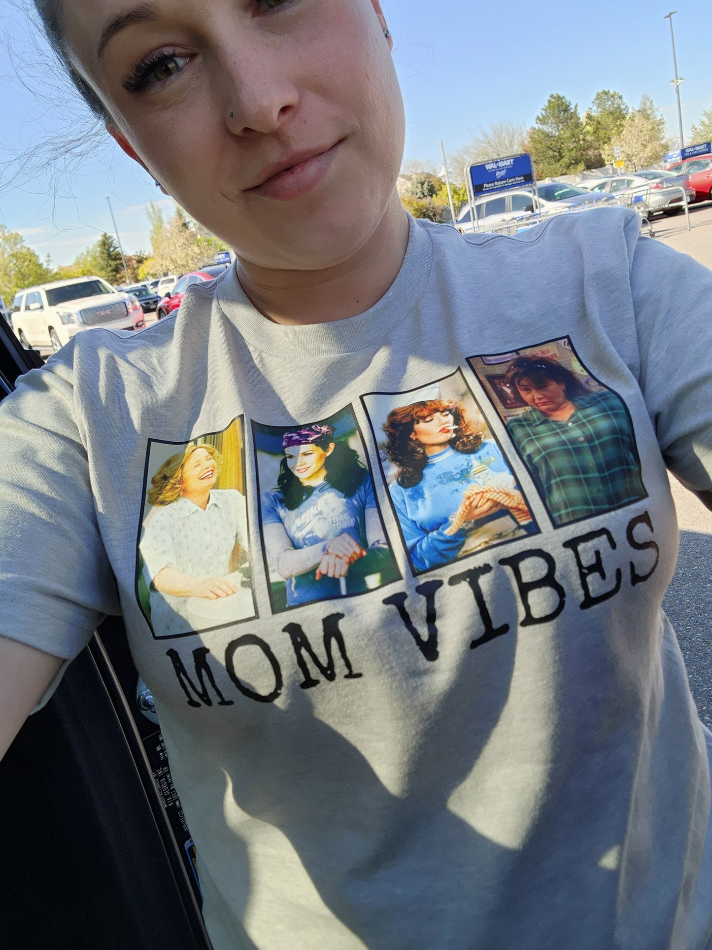 Retro Mom Vibes Tee